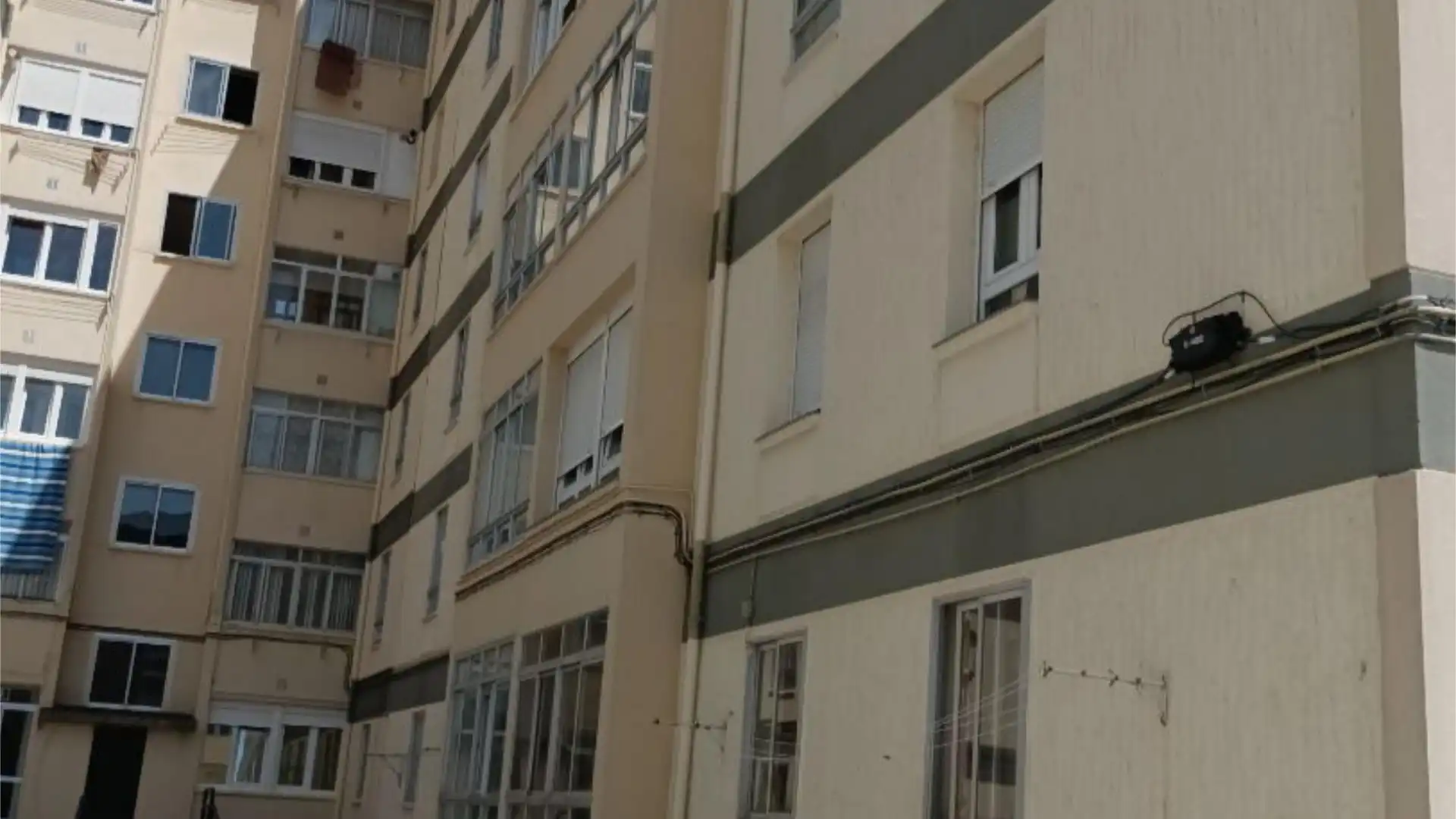 Vista exterior de Piso en venta en Reinosa con Calefacción, Parquet y Amueblado