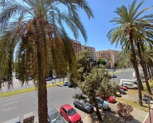 Vista exterior de Pis en venda en  Valencia Capital amb Aire condicionat i Balcó