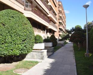 Exterior view of Flat for sale in  Madrid Capital  with Terrace and Balcony