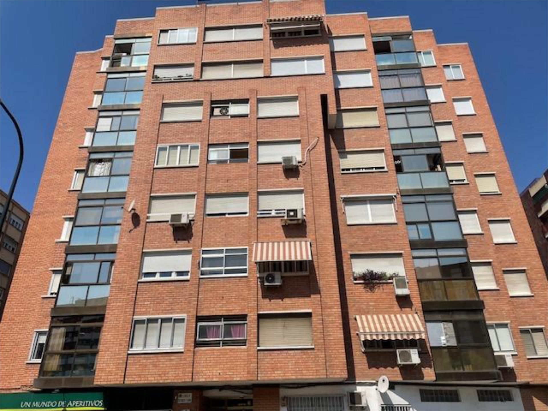 Pis de lloguer a Calle de Santander, 2, Ciudad Jardín - Parque Roma
