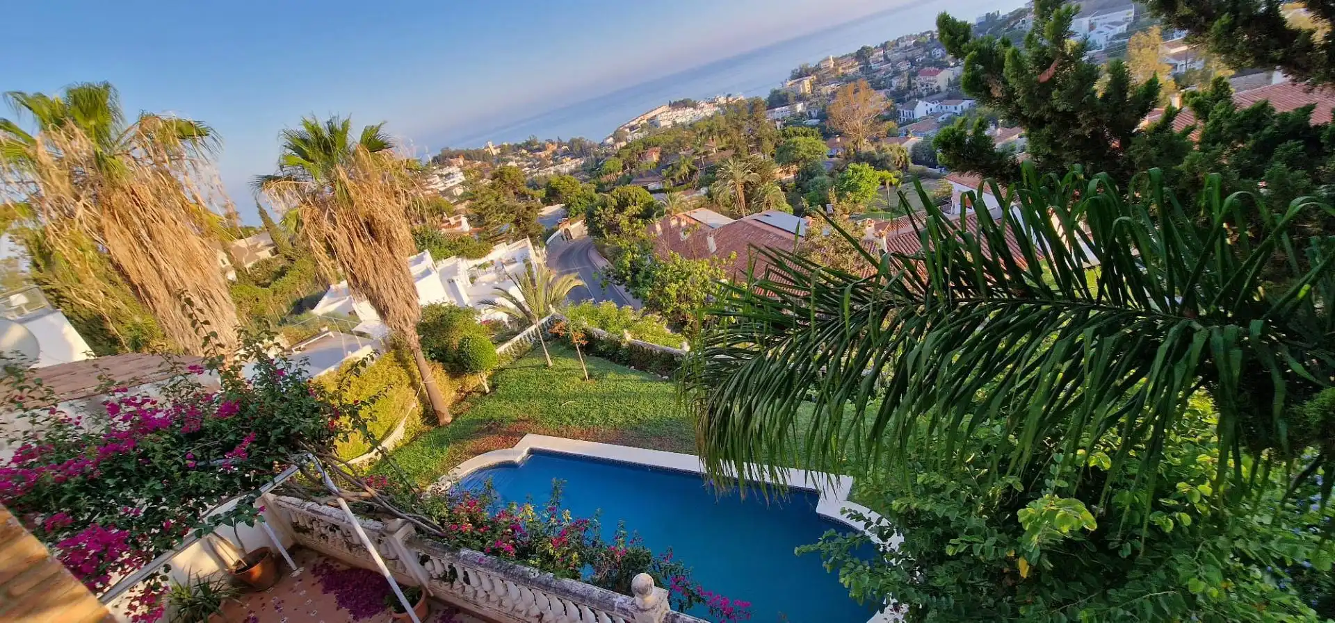 Vista exterior de Casa o chalet en venta en Málaga Capital con Terraza, Piscina y Balcón