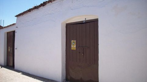 Foto 5 de Casa adosada en venta en Plaza España, 26, Burguillos del Cerro, Badajoz
