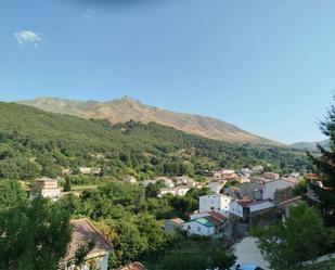 Vista exterior de Finca rústica en venda en Serranillos amb Balcó