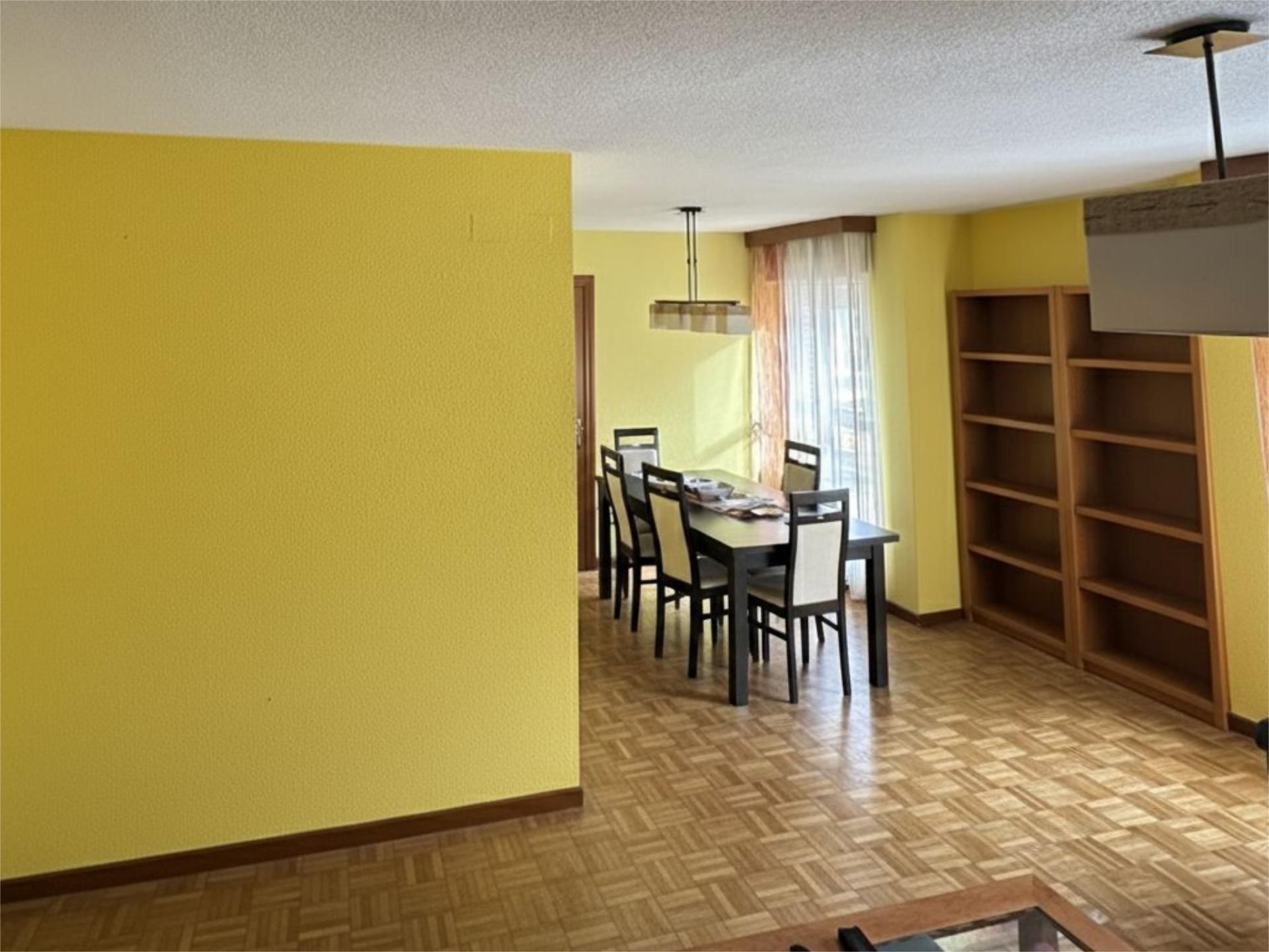 Dining room of Flat for sale in Valladolid Capital  with Swimming Pool and Balcony