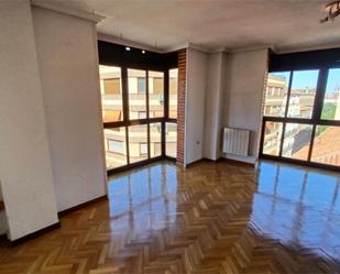 Bedroom of Duplex for sale in  Madrid Capital  with Air Conditioner, Terrace and Swimming Pool