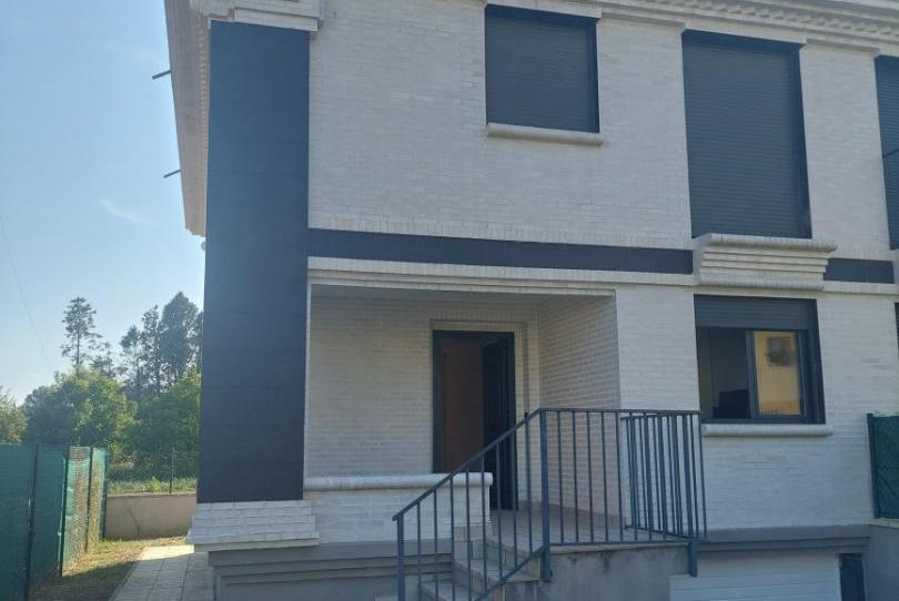 Photo 1 of Single-family semi-detached for sale in Lr-310, 22, Cihuri, La Rioja