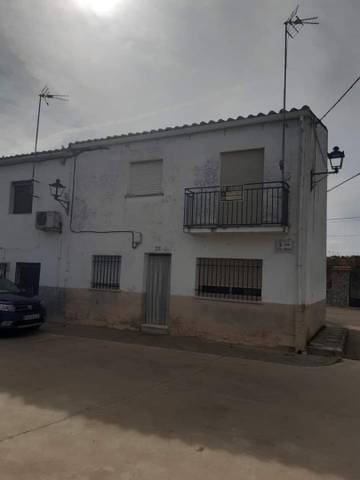 Piso en Venta en Calle Cruz Blanca, 33 en Calzadilla
