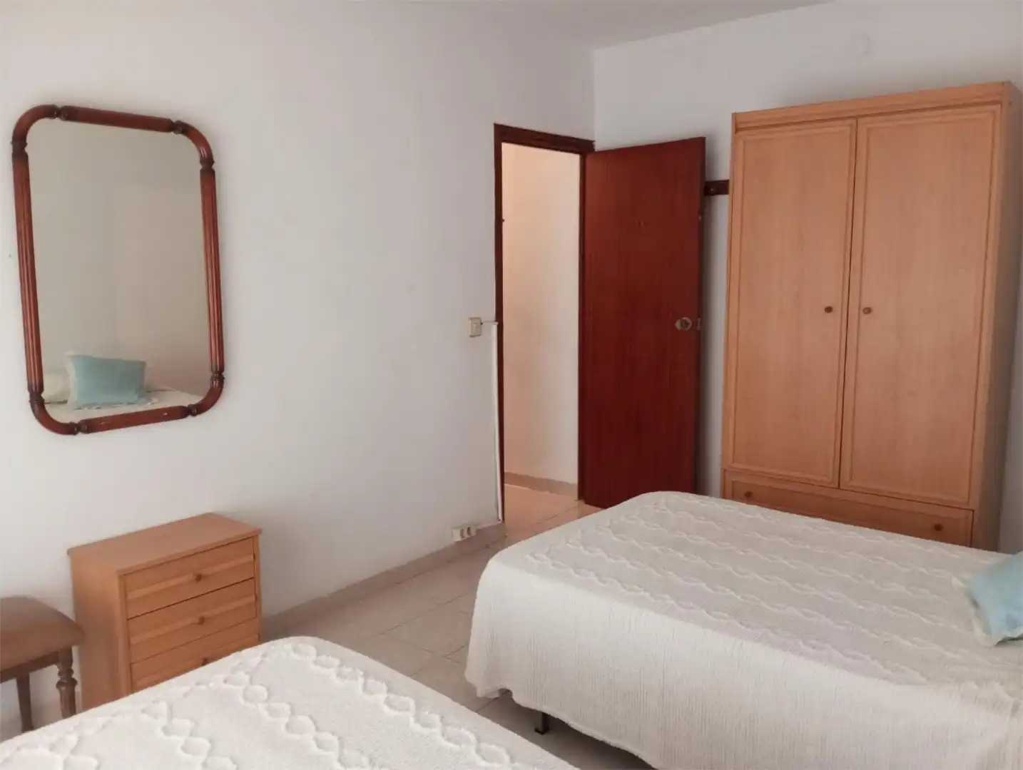 Schlafzimmer von Wohnung zum Verkauf in Calzadilla mit Terrasse, Möbliert und Ofen