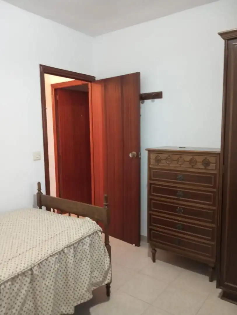Schlafzimmer von Wohnung zum Verkauf in Calzadilla mit Terrasse, Möbliert und Ofen