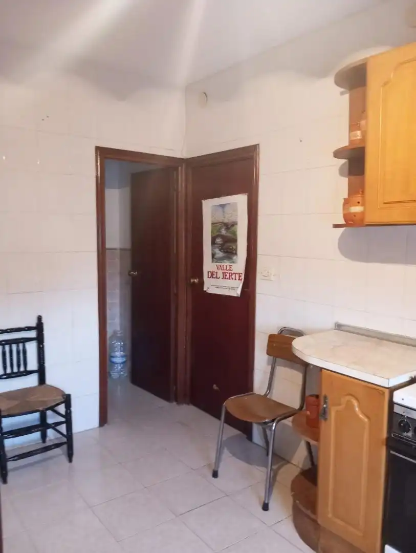 Badezimmer von Wohnung zum Verkauf in Calzadilla mit Terrasse, Möbliert und Ofen