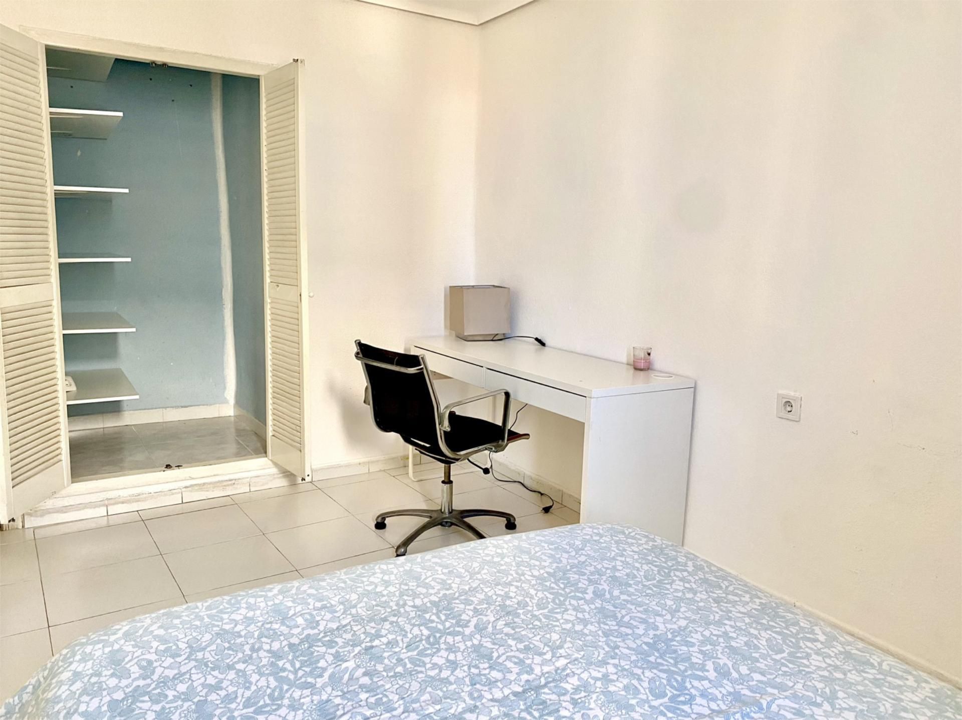 Bedroom of Flat to share in Castellón de la Plana / Castelló de la Plana  with Furnished, Oven and Washing machine
