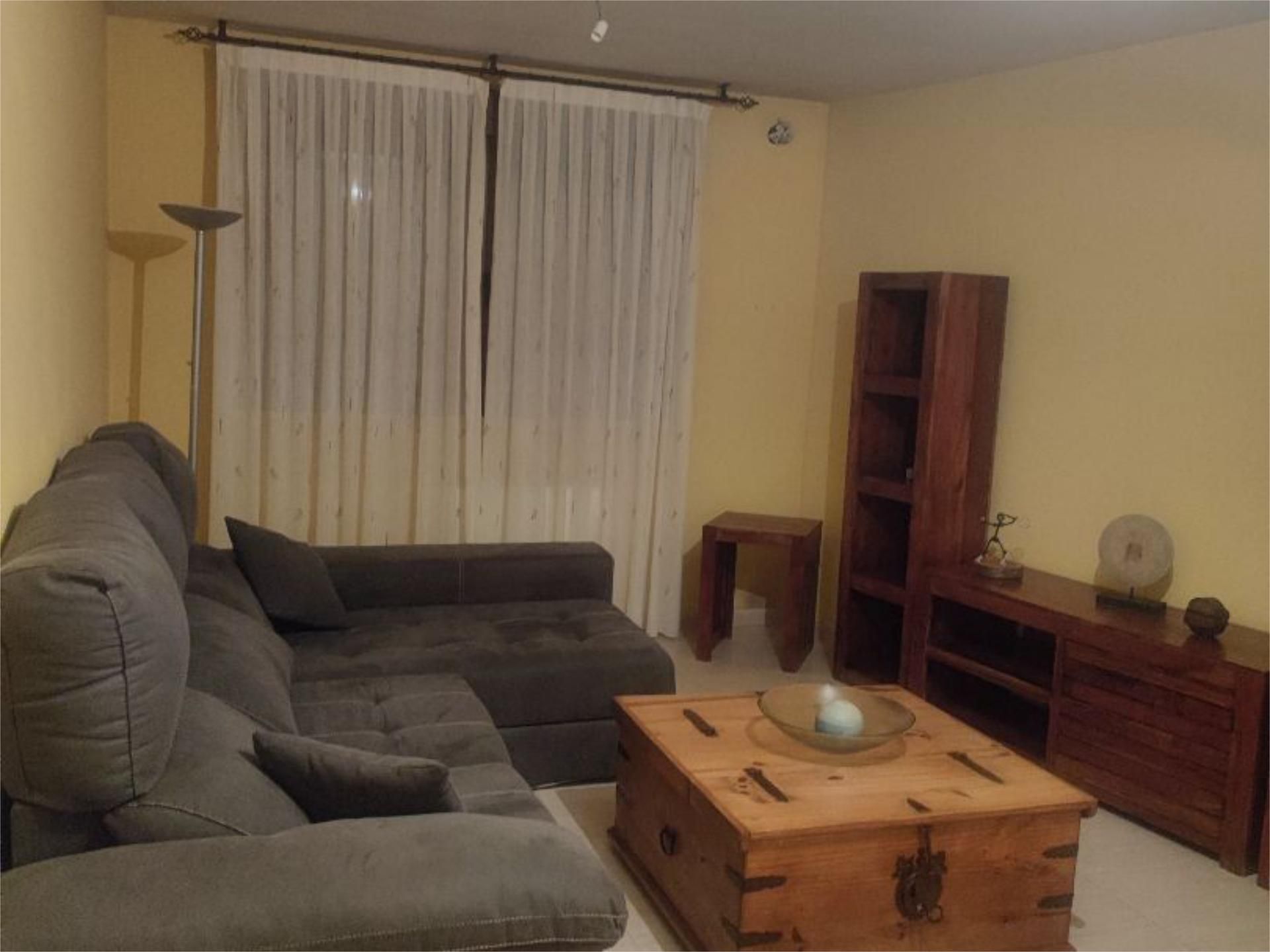 Living room of Flat for sale in Arenas de San Pedro  with Air Conditioner, Heating and Storage room