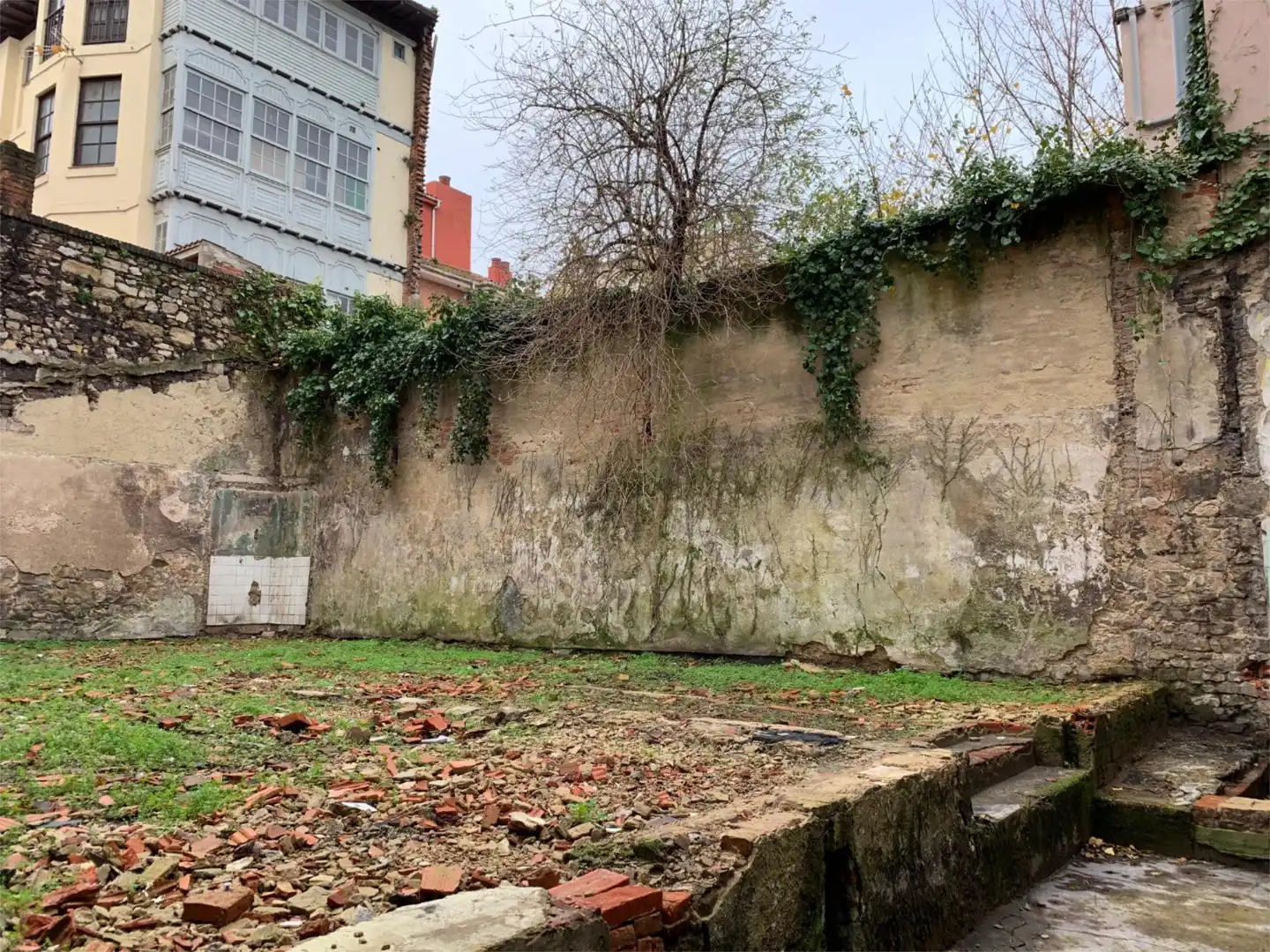 Piso en venta en Calle Emile Robin, 9, Centro Piso en venta en Avilés con Jardín privado