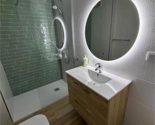 Bathroom of Apartment to share in Torrelavega   with Terrace