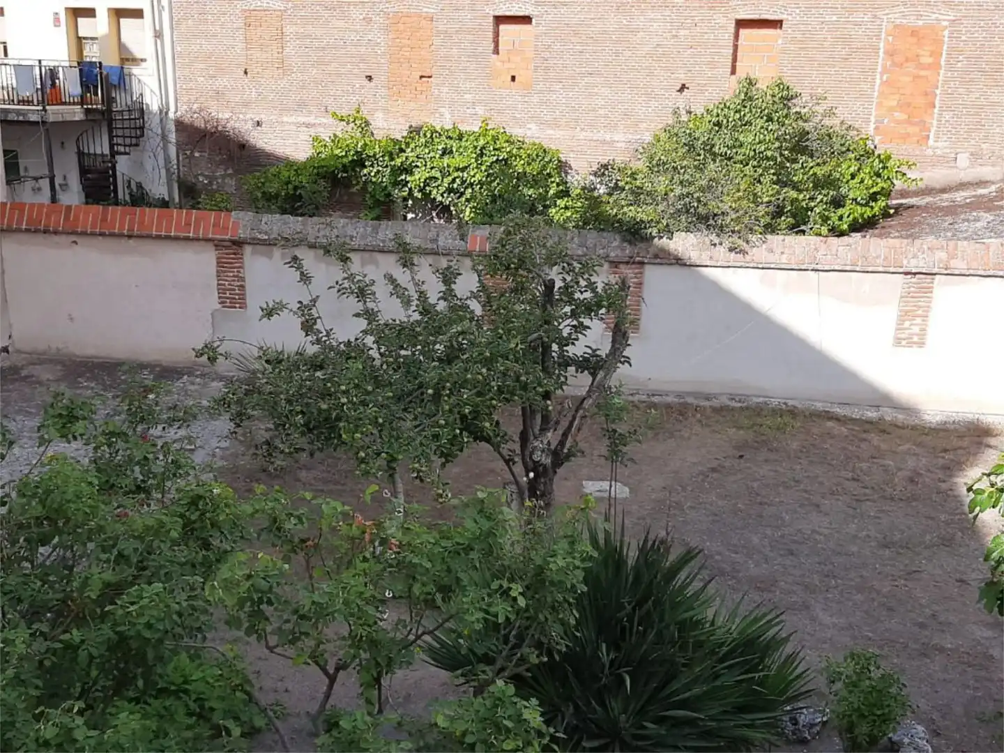 Piso en venta en Calle Barrionuevo, 1, Arévalo Jardín de Piso en venta en Arévalo con Calefacción, Jardín privado y Amueblado