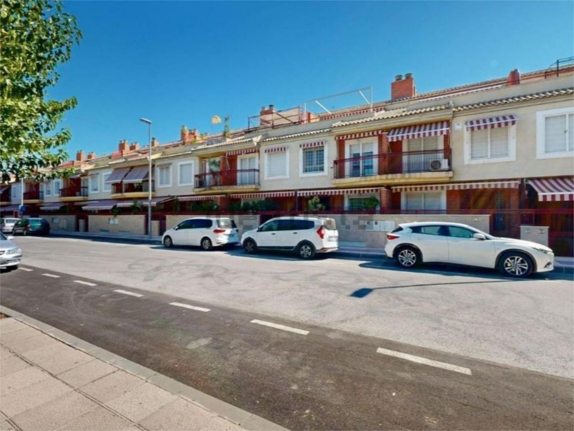 Vista exterior de Pis en venda en  Murcia Capital amb Aire condicionat, Calefacció i Jardí privat