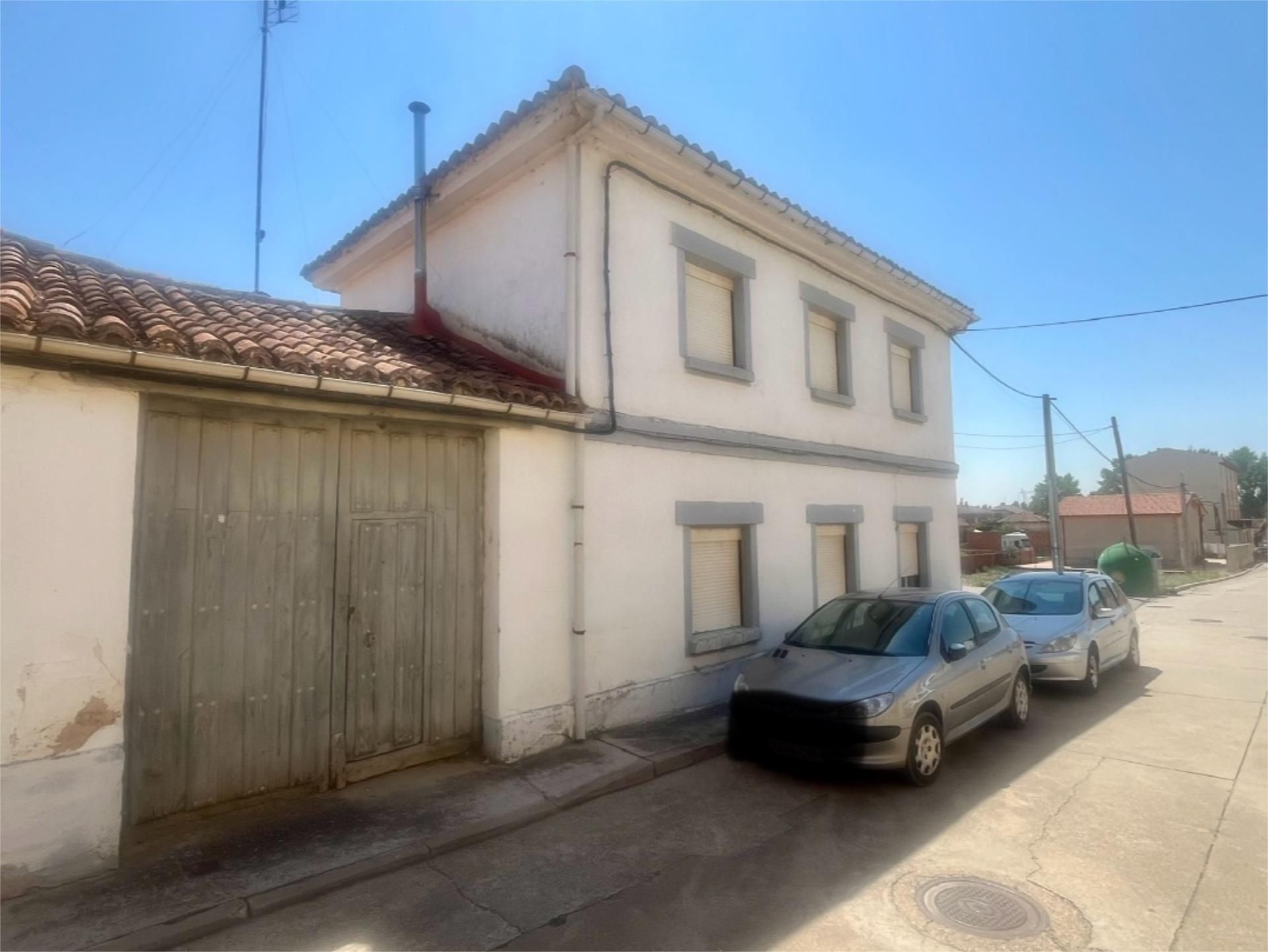 Exterior view of Single-family semi-detached for sale in Herrera de Pisuerga  with Heating and Furnished