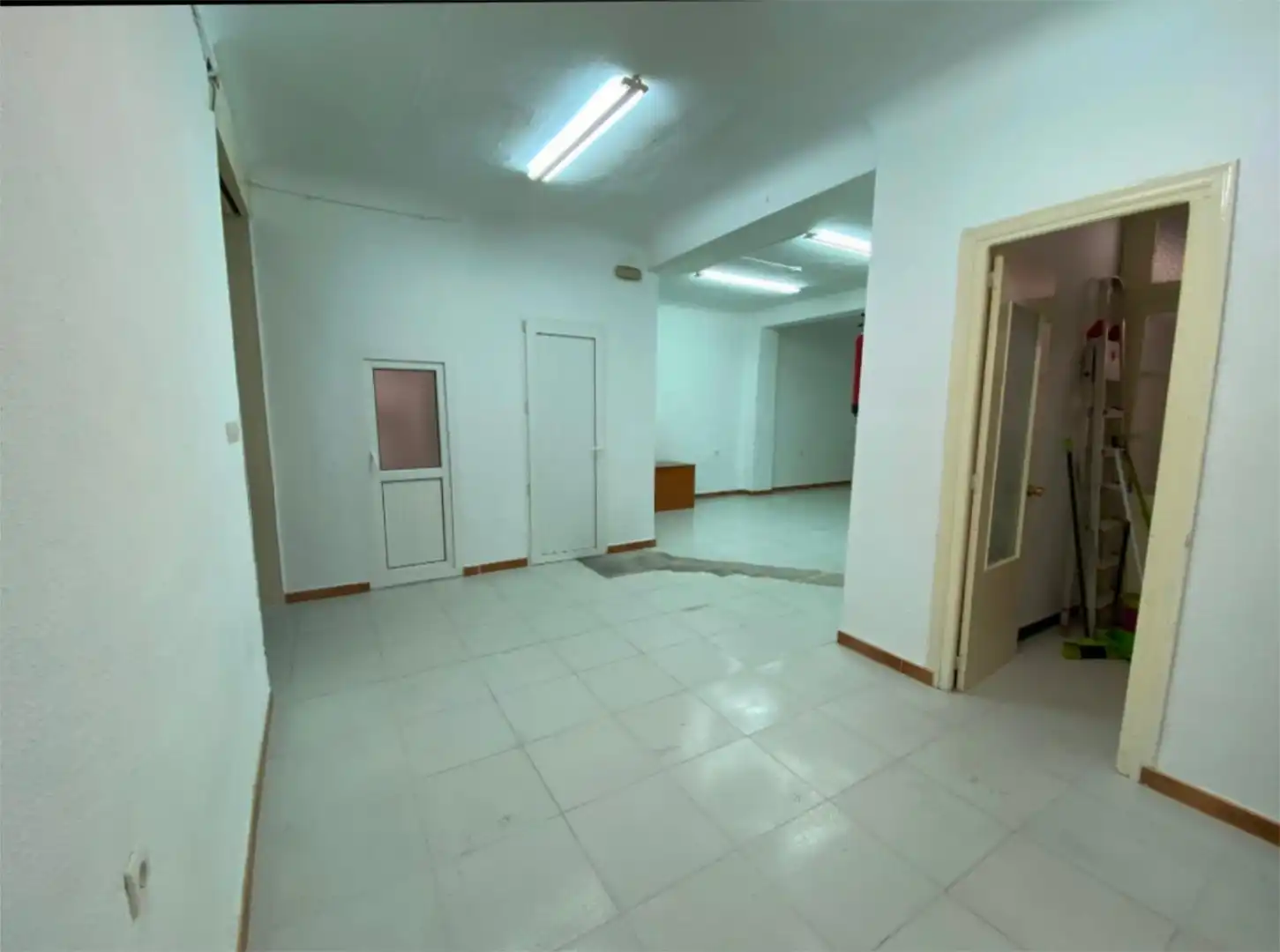 Local en venta en Calle Menéndez Pelayo, 57, El Carril - Paseo de Chapi Local en venta en Villena