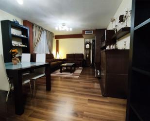 Living room of Flat for sale in  Zaragoza Capital  with Air Conditioner and Balcony