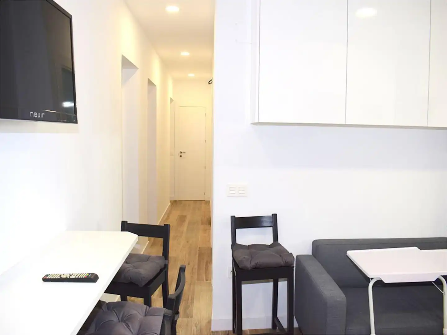 Room in Calle de Van Dyck, 30, Salesas Flat for share in Salamanca with Heating, Parquet flooring and Furnished
