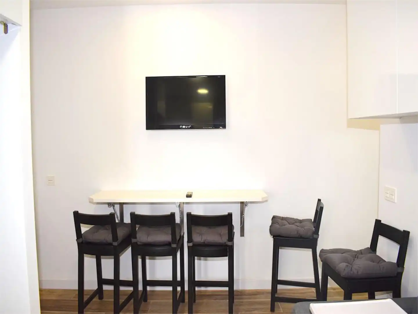 Room in Calle de Van Dyck, 30, Salesas Dining room of Flat for share in Salamanca with Heating, Parquet flooring and Furnished