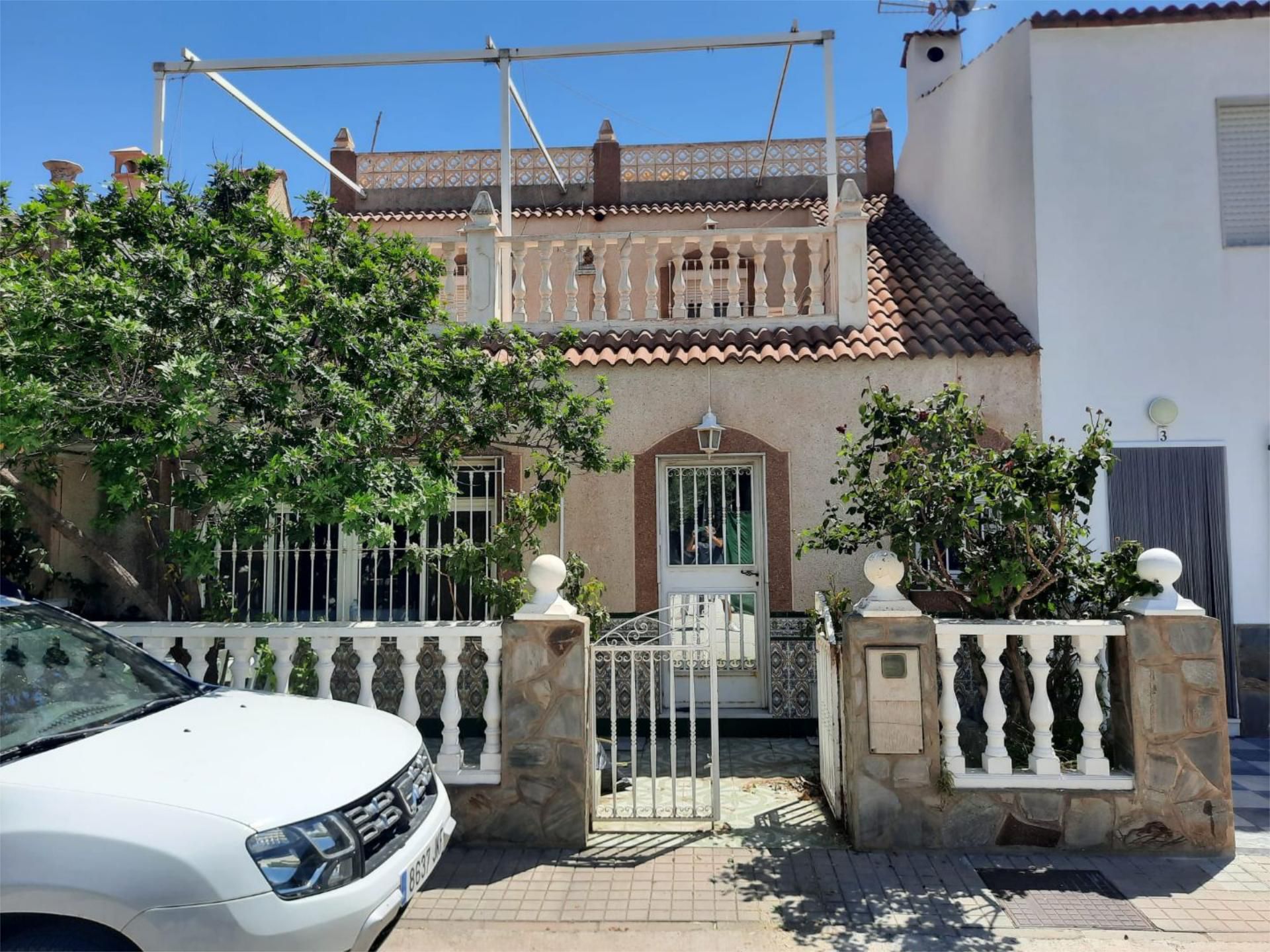 Vista exterior de Casa adosada en venda en Paterna del Río amb Aire condicionat, Terrassa i Moblat