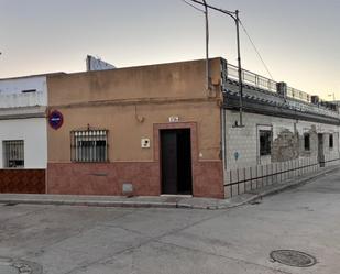 Vista exterior de Planta baixa en venda en El Cuervo de Sevilla amb Terrassa