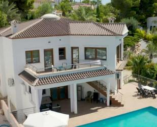 Vista exterior de Casa o xalet en venda en Altea amb Aire condicionat, Terrassa i Piscina