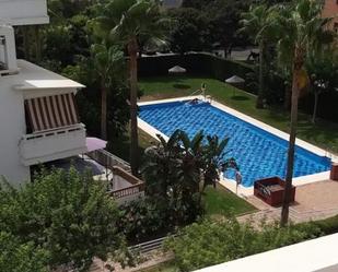 Piscina de Pis en venda en Torremolinos amb Aire condicionat, Calefacció i Jardí privat