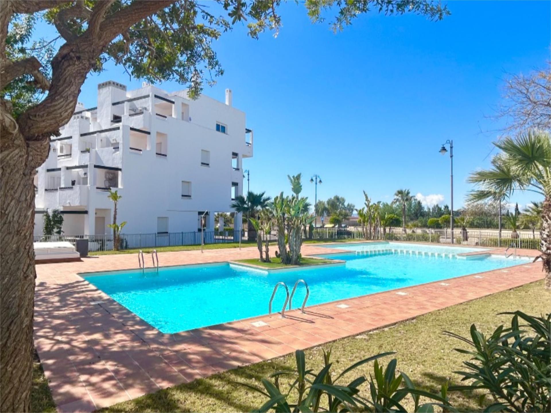 Vista exterior de Pis en venda en Torre-Pacheco amb Aire condicionat, Jardí privat i Terrassa