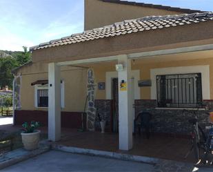 Exterior view of House or chalet for sale in Hontoba  with Terrace and Swimming Pool