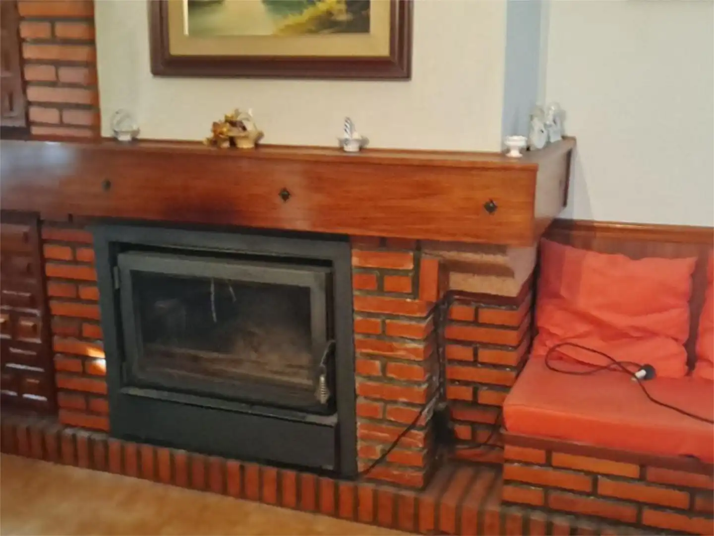 Living room of Houses for sale in Madrigal de la Vera  with Private garden, Terrace and Storage room