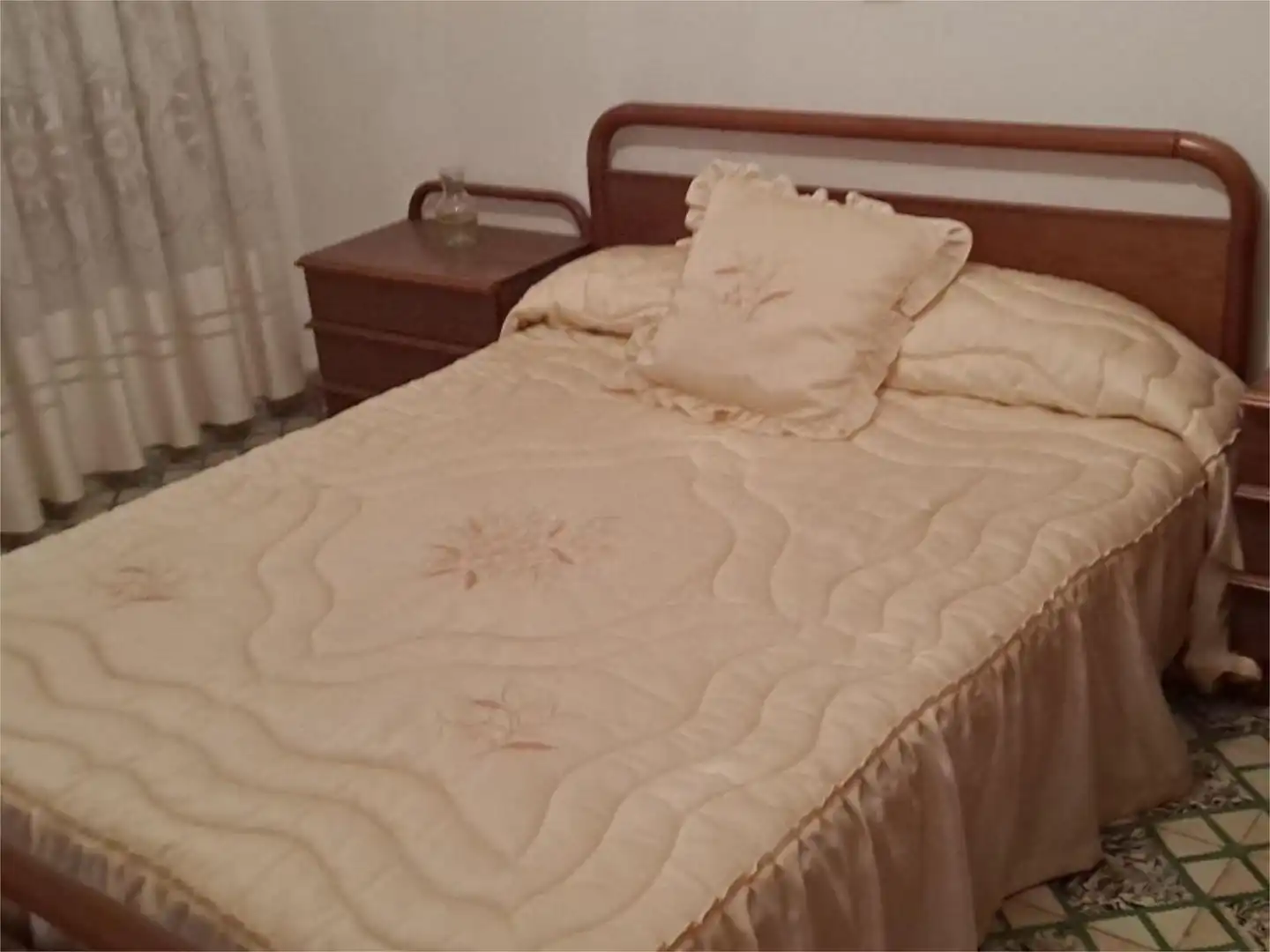 Bedroom of Houses for sale in Madrigal de la Vera  with Private garden, Terrace and Storage room