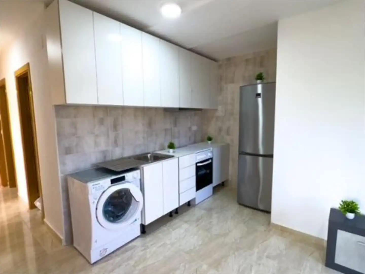 Habitación en Partida Desamparados, Desamparados - Hurchillo - Torremendo Cocina de Casa o chalet para compartir en Orihuela con Jardín privado y Amueblado