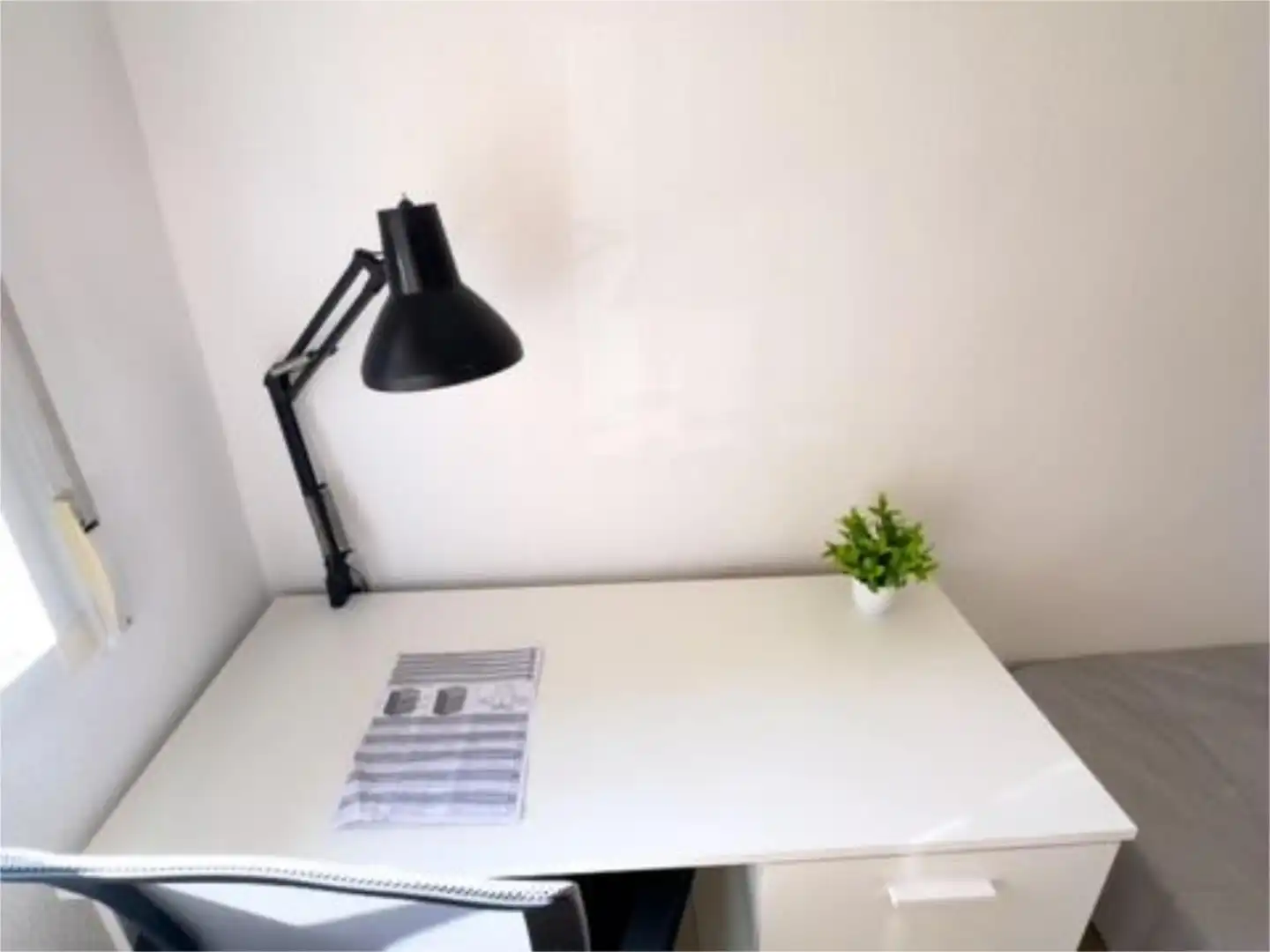 Habitación en Partida Desamparados, Desamparados - Hurchillo - Torremendo Casa o chalet para compartir en Orihuela con Jardín privado y Amueblado