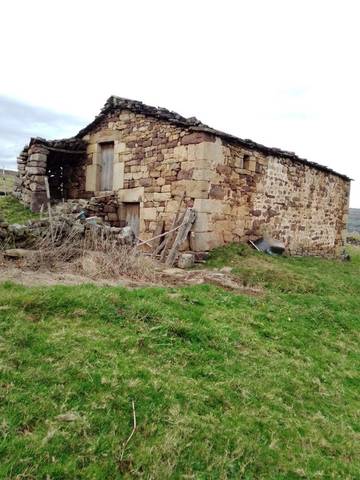 Finca rústica en Venta en Calle Casa Cultura, 2 en Vega de Pas