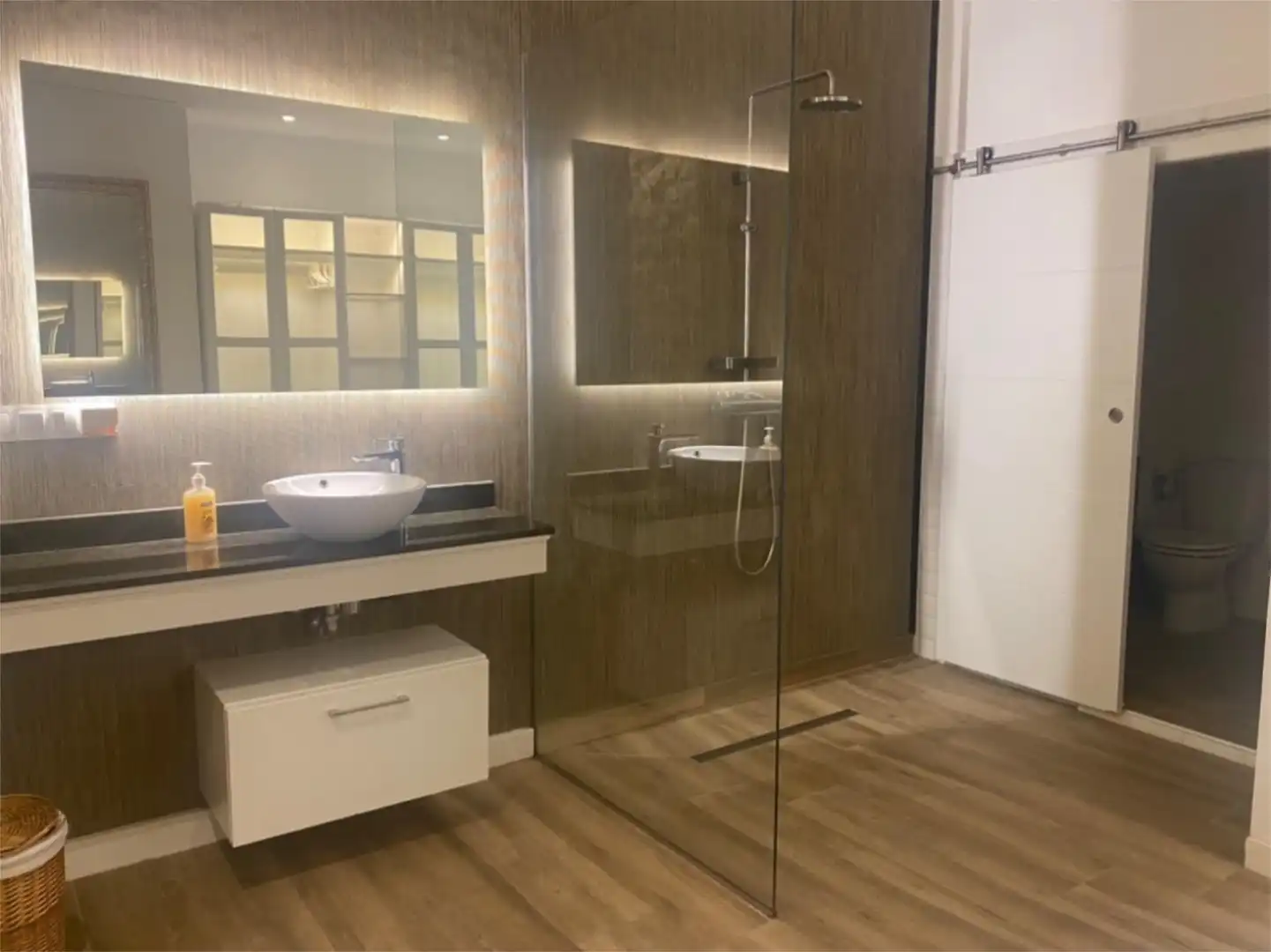 Bathroom of Flat for rent in Alicante / Alacant  with Air Conditioner, Heating and Parquet flooring