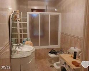 Bathroom of House or chalet for sale in Gordoncillo  with Terrace