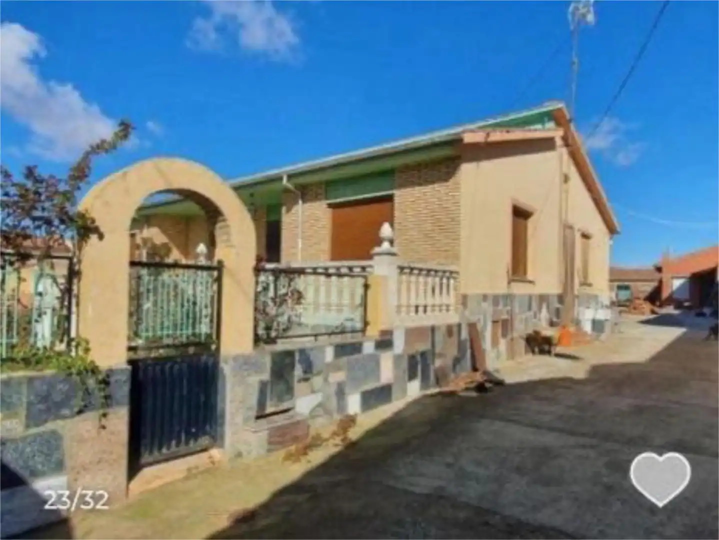 Casa o chalet en venta en Calle Real, 14, Gordoncillo Vista exterior de Casa o chalet en venta en Gordoncillo con Calefacción, Jardín privado y Terraza
