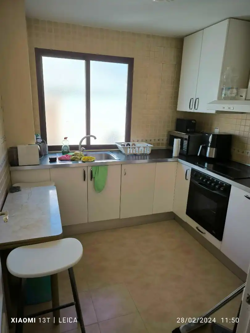 Küche von Wohnung zur Miete in Huétor Vega mit Klimaanlage, Heizung und Parkett