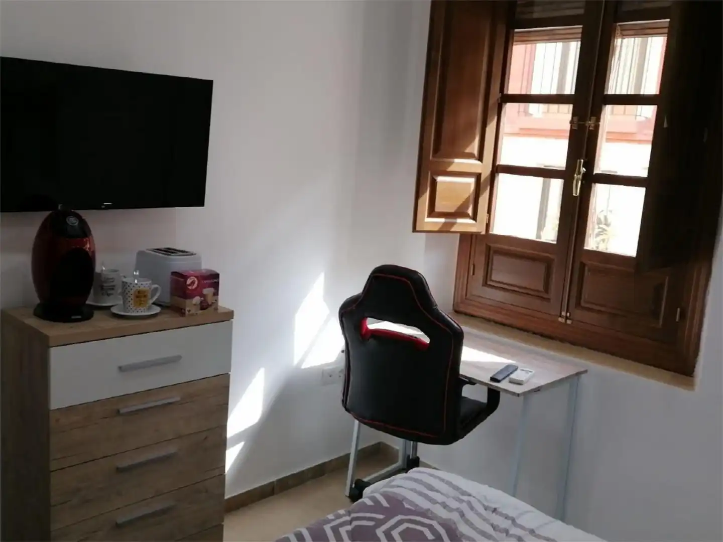 Habitación en Calle Elvira, 117, Centro - Sagrario Habitación en Calle Elvira, 117, Centro - Sagrario