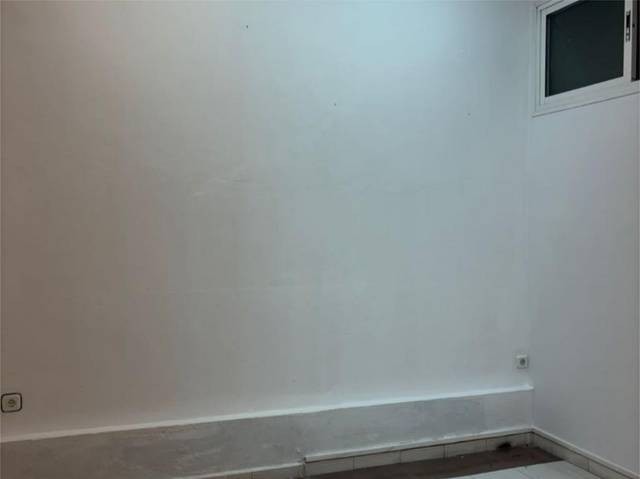 Local comercial en Venta en Calle Lyon, 22 en El Cano - Los Bermejales