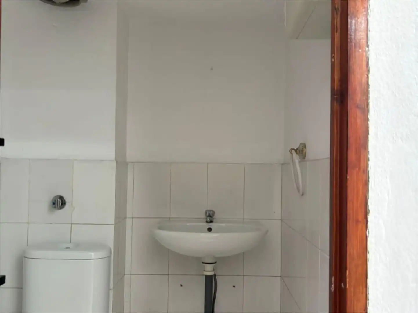 Bathroom of Commercial properties for sale in Sevilla