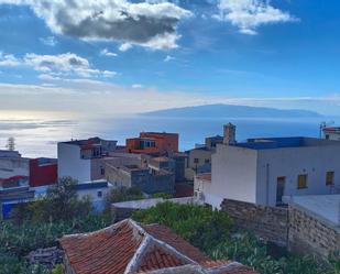 Vista exterior de Casa o xalet en venda en Santiago del Teide amb Terrassa