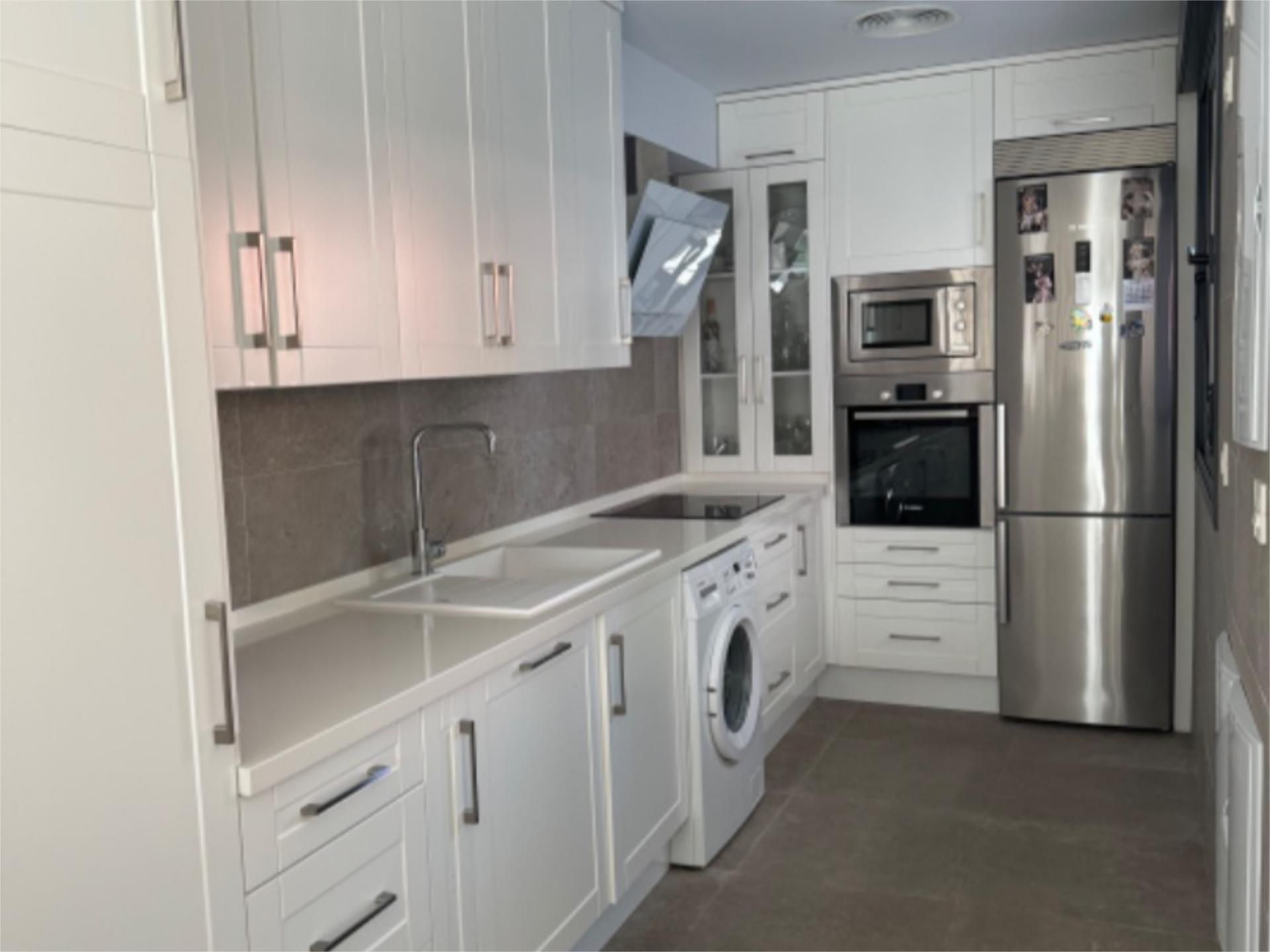 Kitchen of Single-family semi-detached for sale in Algeciras  with Parquet flooring and Terrace
