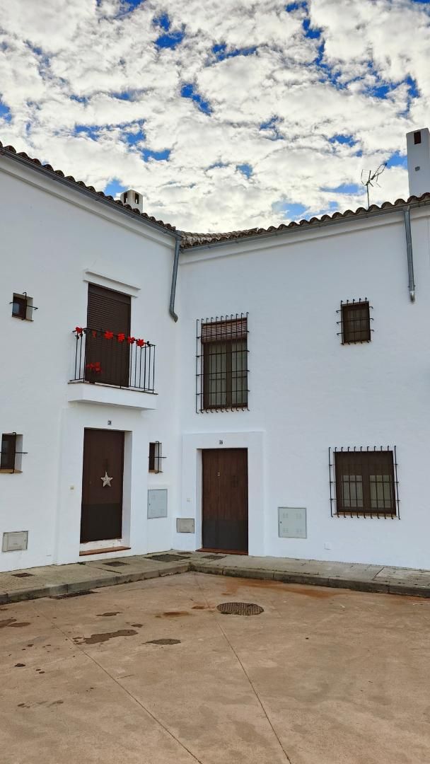 Single-family semi-detached for sale in Clemente Ordoñez Castilleja, 8, Higuera de la Sierra