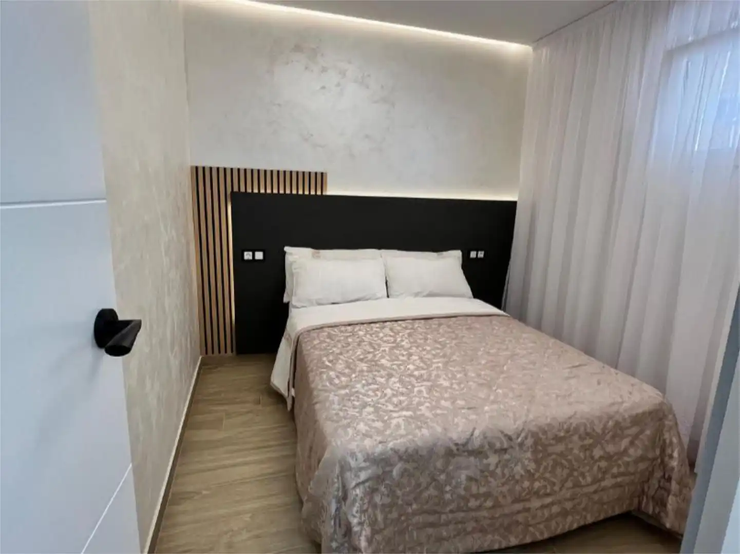 Schlafzimmer von Wohnung zum Verkauf in Torrevieja mit Möbliert