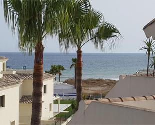 Vista exterior de Casa adosada de lloguer en Marbella amb Aire condicionat, Terrassa i Balcó