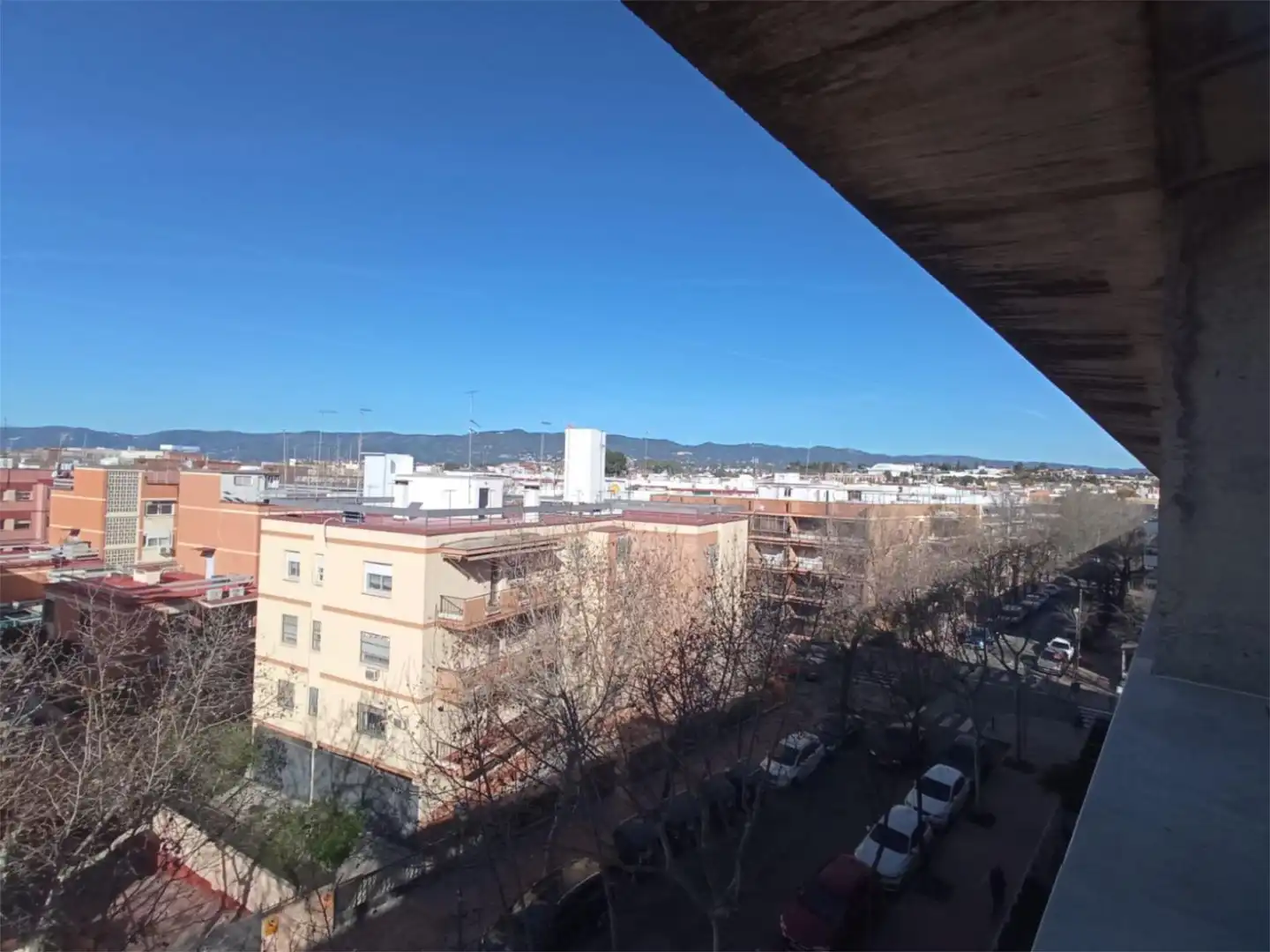 Piso en venta en Calle Los Chopos, 3, Santa Rosa - Valdeolleros Vista exterior de Piso en venta en Córdoba Capital con Aire acondicionado, Terraza y Piscina