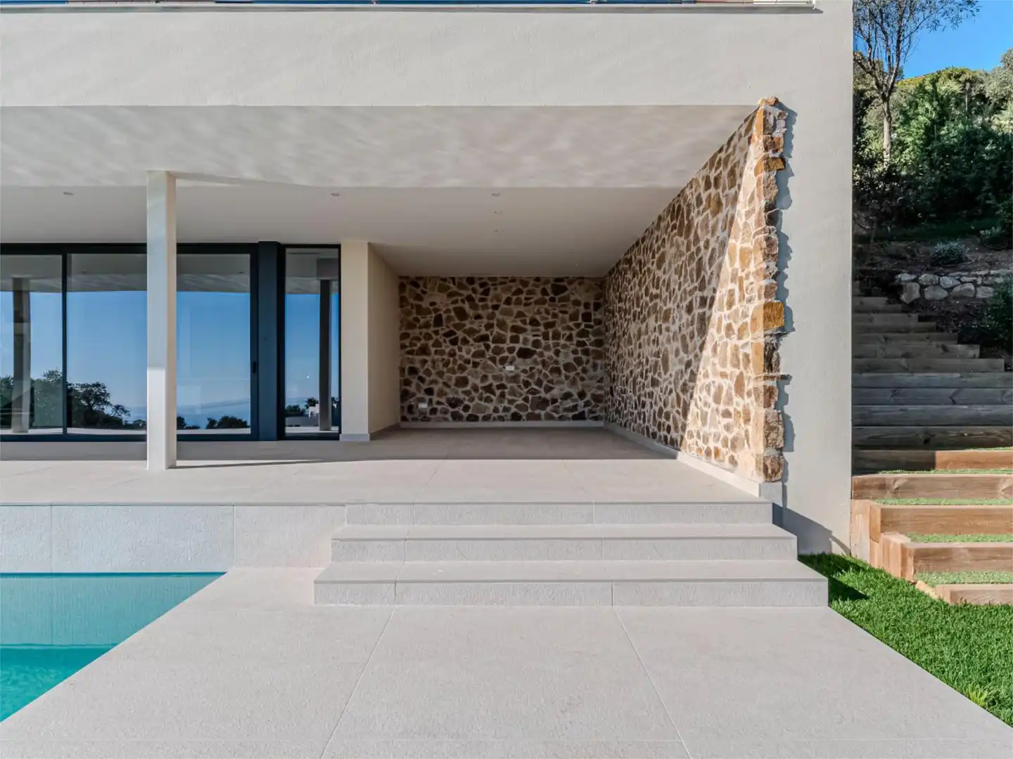 Terrace of Flat for sale in Castell d'Aro, Platja d'Aro i s'Agaró  with Air Conditioner, Heating and Private garden
